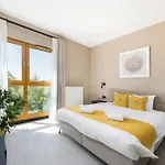 Bed&bath Modern Old Town Apartment