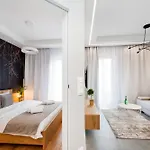 Bed&bath Modern Old Town Apartment *