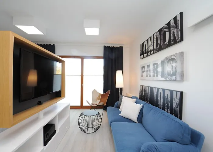 Bed&bath Modern Old Town شقة