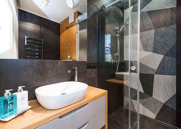 Bed&bath Modern Old Town